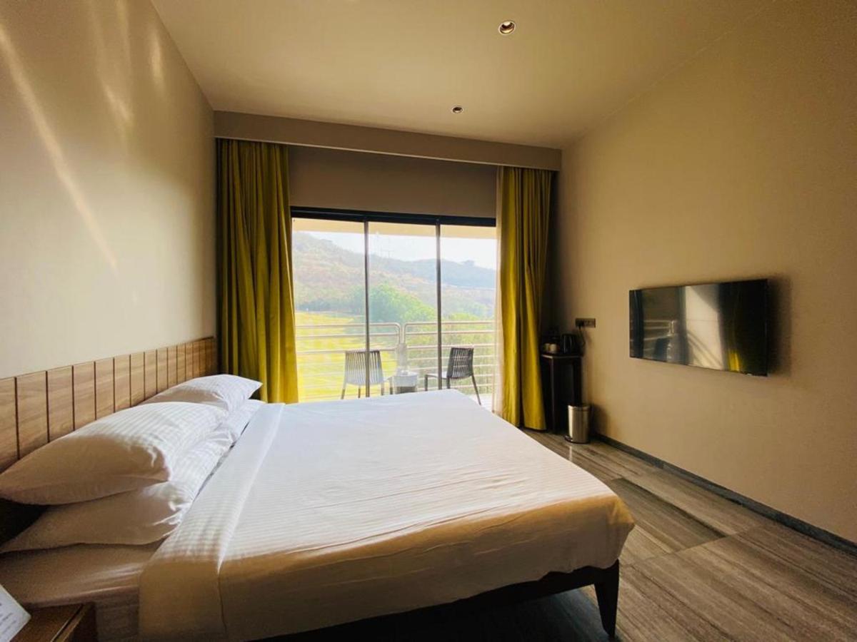 Oxford Golf Resort Pirangut Eksteriør billede